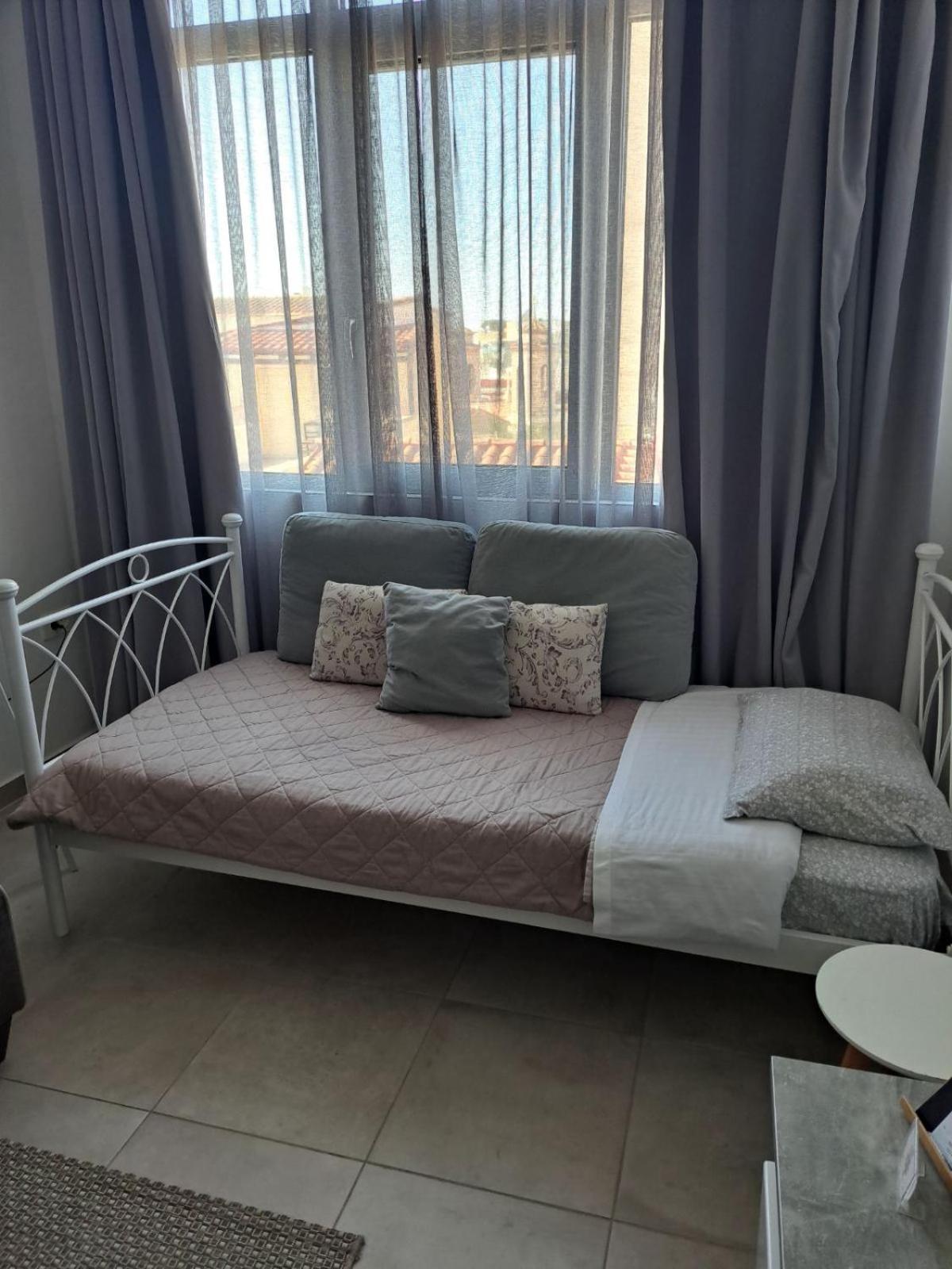 Attalos Luxury Flat Psyrri Square Apartment